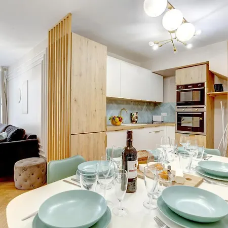 223 Rothschild - Superb In